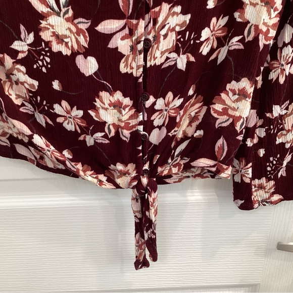 Aeropostale Maroon Floral Blouse - Picture 3 of 7